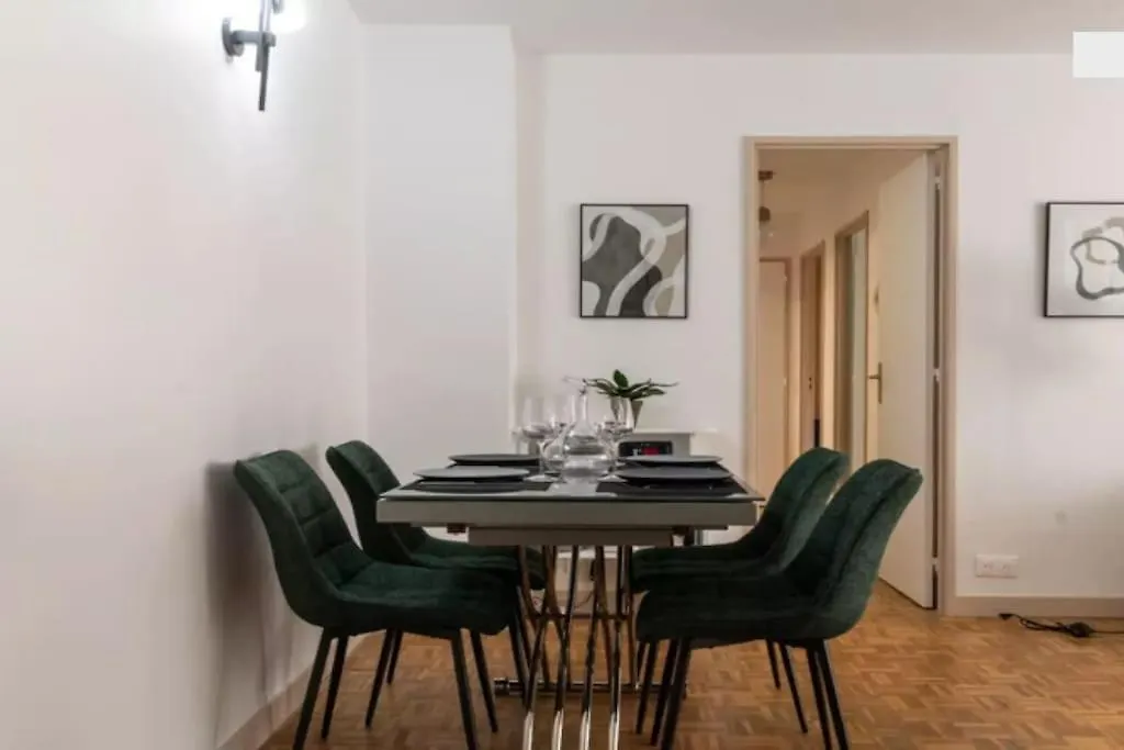 2 Bedrm Flat - Paris Downtown - Near Commodities Διαμέρισμα