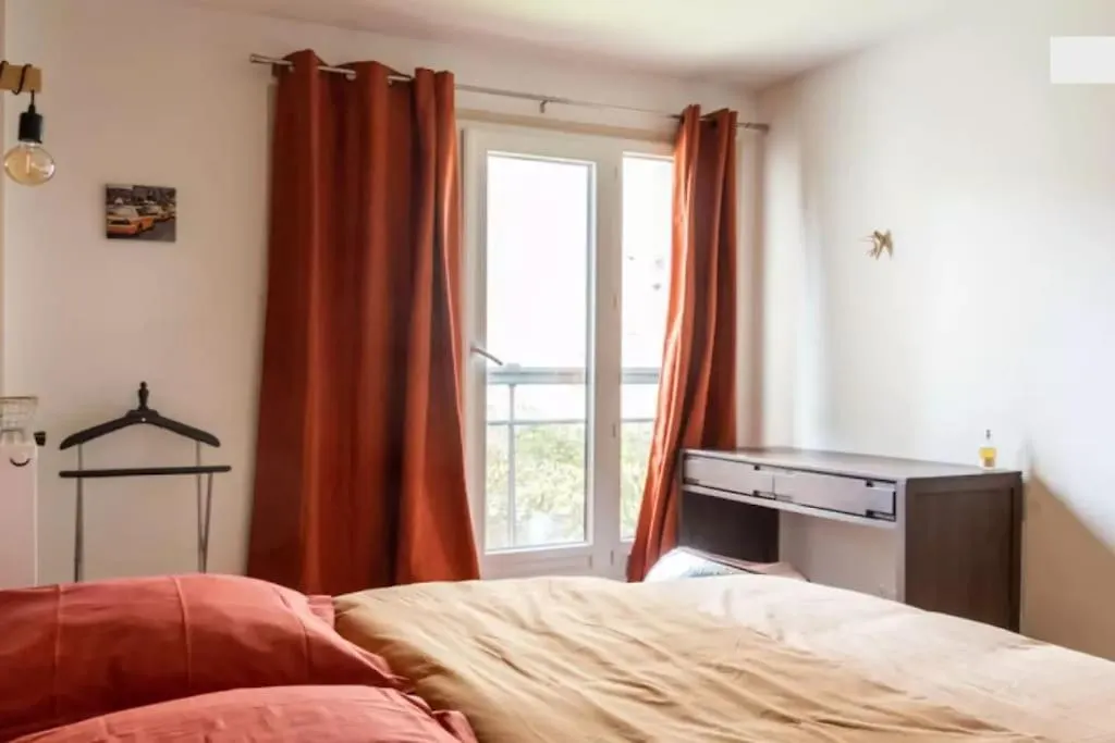 2 Bedrm Flat - Paris Downtown - Near Commodities Διαμέρισμα